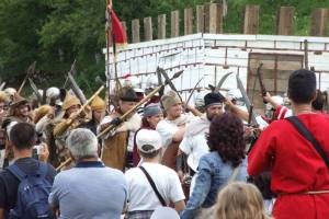 11254288_828675783917441_3350791782861433739_n