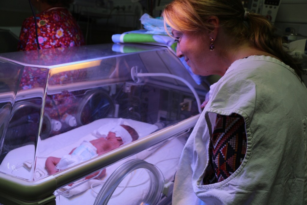 Brasov hospital receives donation to help save premature&nbsp;babies