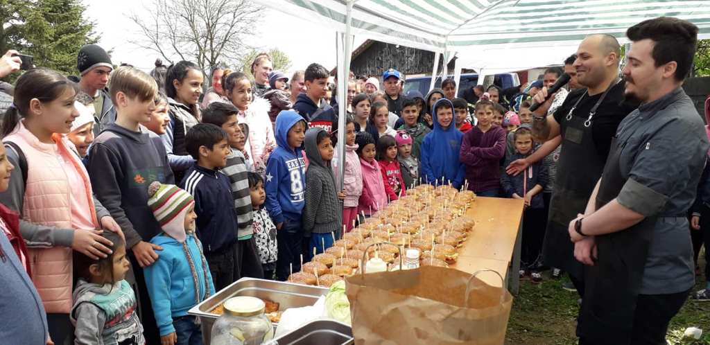 The hungry and homeless have been fed in Bucharest this&nbsp;Easter