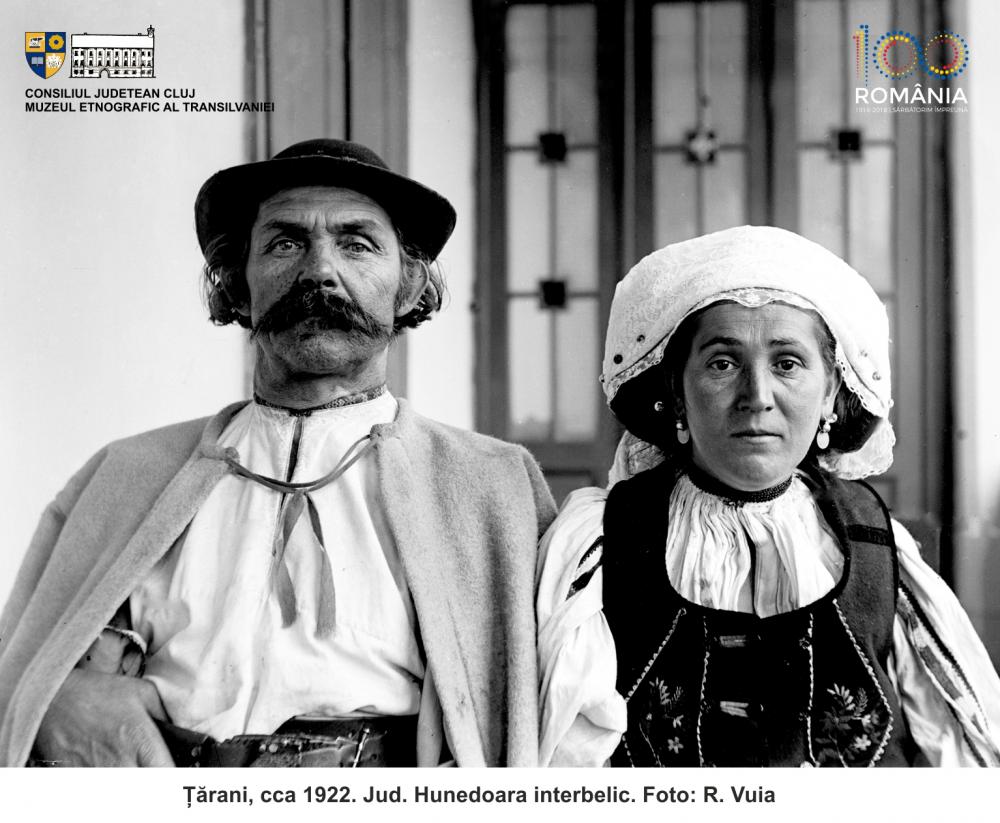 Portraits of Romanian peasants- how they looked like 100 years ago