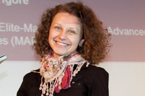 Romanian woman invents portable fingerprint reader to be used for medical records