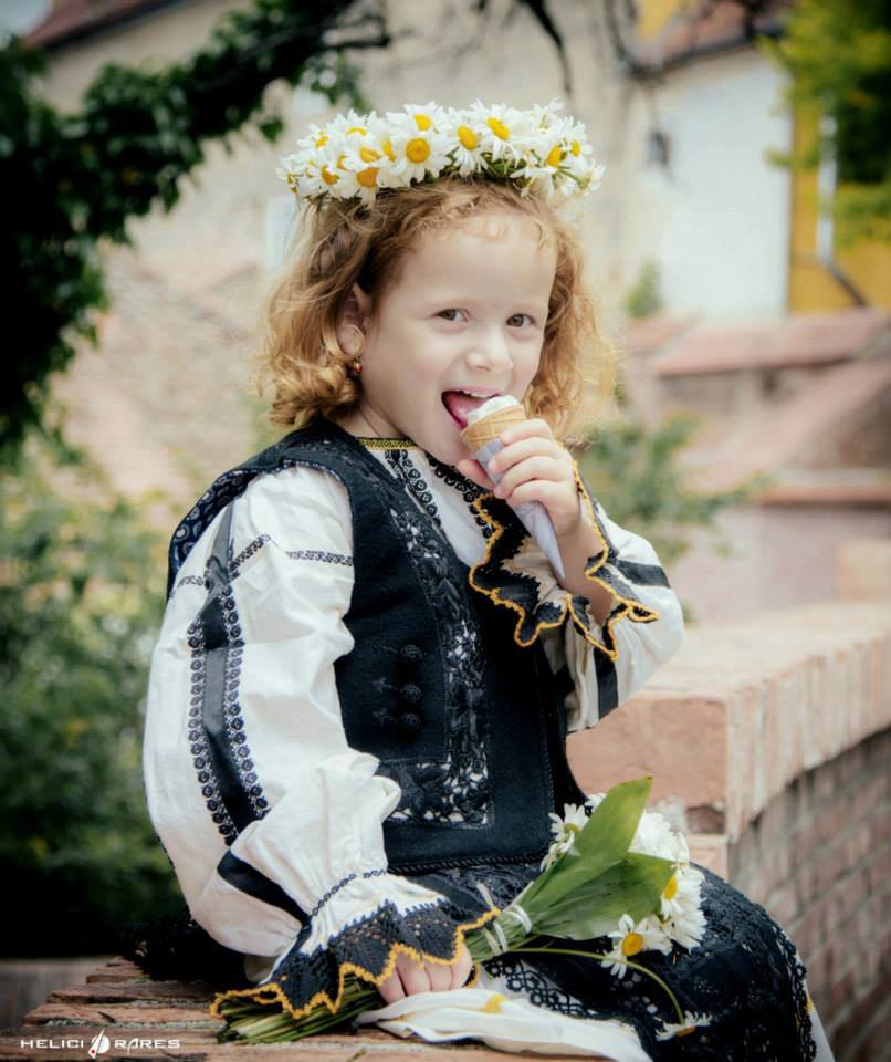 The Universal Day of Traditional Blouse to be celebrated at Astra museum,&nbsp;Sibiu